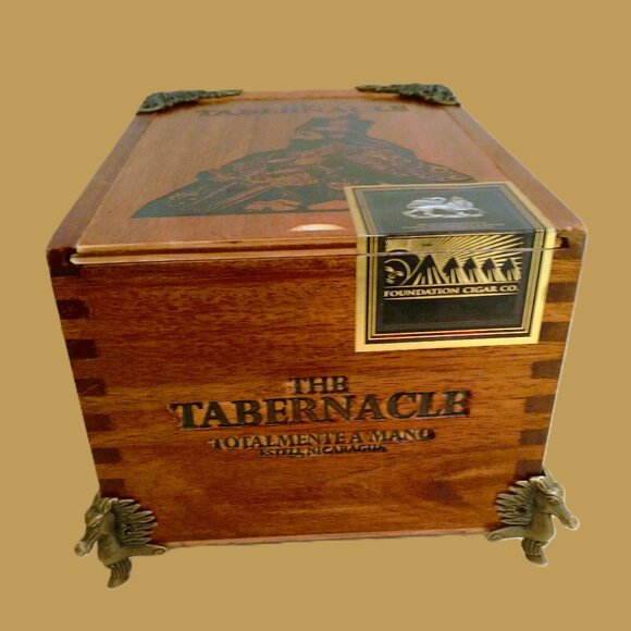 Suenos de Saundra Upcycled, Tabernacle Cedar Cigar Box, Decor/ Storage - Picture 2 of 10